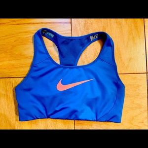 Women’s Nike Sports Bra!